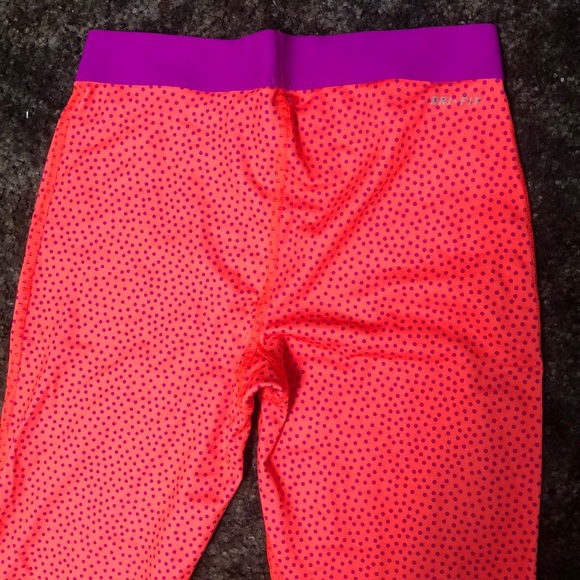 Nike 7/8ths leggings - Picture 2 of 5